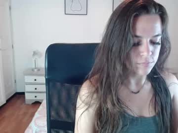 latina cam girl adhara26 image #1821017