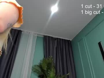 latina cam girl kristycoy image #2514684