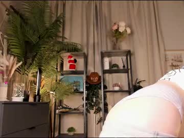 wi11ow_whisper latina cam