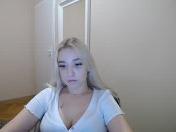 latina cam girl silvia_leigh image #30415