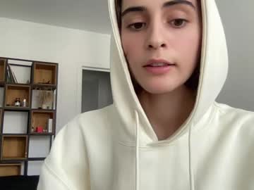 latina cam girl wonderland_stia image #3590234