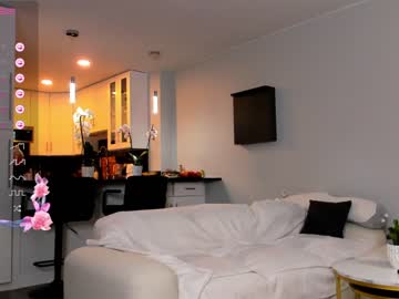 latina cam girl loveusunset image #4545510