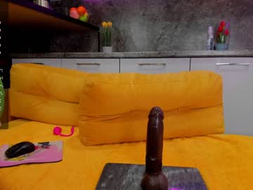 latina cam girl arikajoy image #3863577