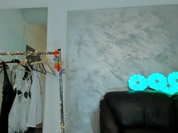 latina cam girl hotfallingdevil image #670488