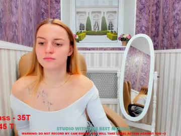 latina cam girl erika_coy image #1021271