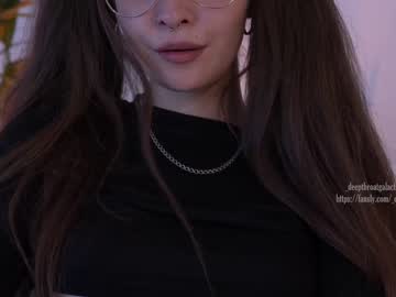 latina cam girl _deepthroatgalactica image #1405076