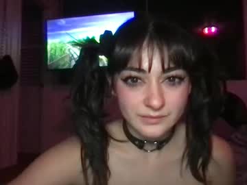 latina cam girl kreampiebby image #4631026