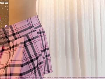 latina cam girl little_effy18 image #2824027
