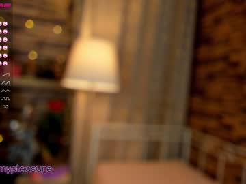 latina cam girl eugenetomas image #495607