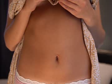 latina cam girl tessarosse_ image #4059196