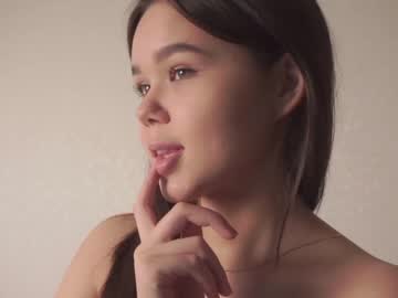 latina cam girl helenmoors image #2622178