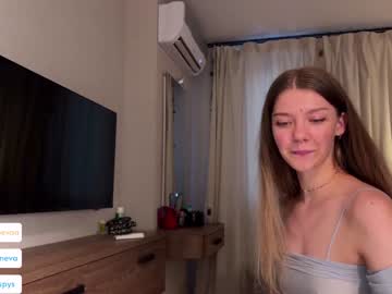 latina cam girl coyness_geneva image #4217611