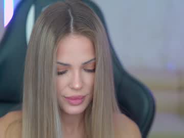 latina cam couple kira0541 image #3470984