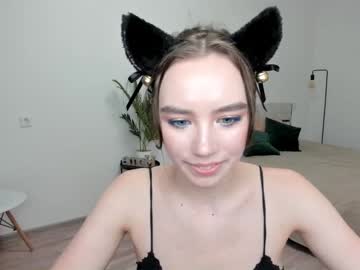 latina cam girl vi_vi_an image #3260629