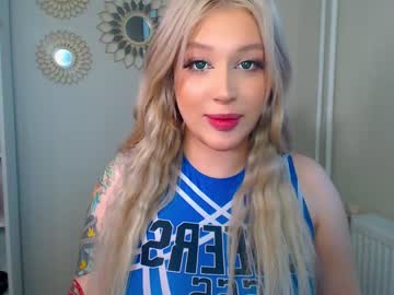 latina cam girl vickyfuckingdoll image #1355480