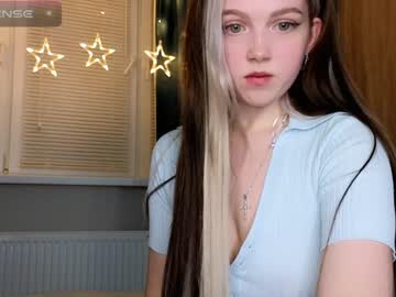 latina cam girl small_blondee image #3851320