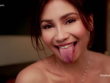 latina cam girl alejastorm image #1835882