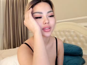 latina cam girl bae_suz image #663936