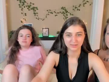 isla_meow latina cam