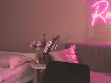 latina cam girl rich_roxy image #1443000