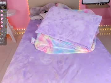 latina cam girl little_effy18 image #1636226