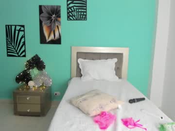latina cam girl roberta_lipa image #2395411