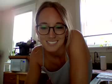 latina cam girl parkerriley1469 image #3166384