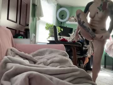 latina cam girl oftenelle image #1998115