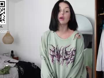 latina cam girl kerrisky image #3919623