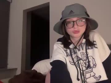 latina cam girl blubella image #4248501