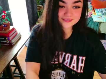 latina cam girl annatigarr image #4577201