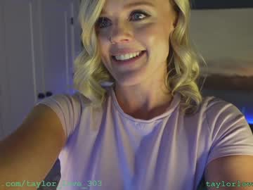 latina cam girl taylor_love_303 image #4160567