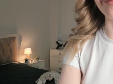 latina cam girl tothebottomofonesheart image #4247335