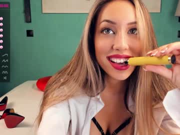 latina cam girl janedrago image #975192