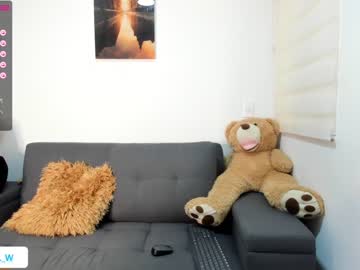 latina cam girl abigail_w image #3118118