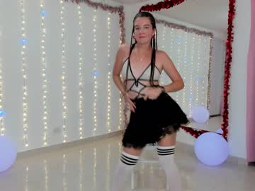 latina cam girl cutenataly image #47564
