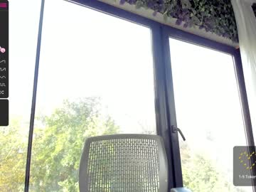 latina cam girl sassyt33n image #1986659