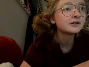 rosebuds18 latina cam