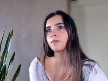 latina cam girl nika_la image #1828711