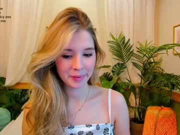 latina cam girl milablush image #2259719