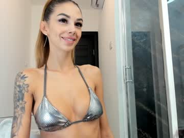 latina cam girl hotfallingdevil image #1629186
