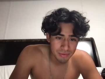 latina cam man papabear2100 image #3723106