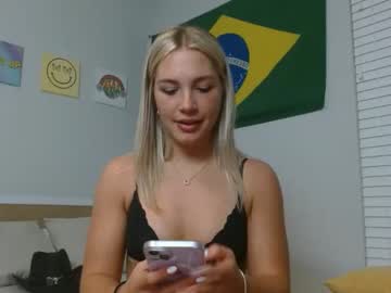 latina cam girl lovecayaxo image #3741641
