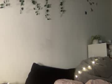 latina cam girl thecolorvioletx image #2396802