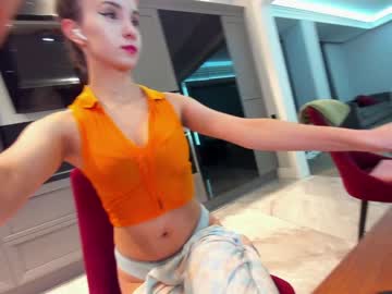 latina cam girl ehotlovea image #4043427