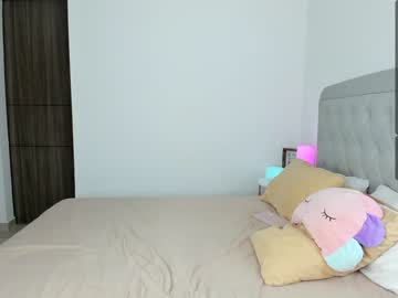 latina cam girl mila_1 image #1211401