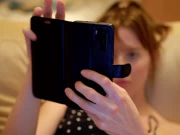 latina cam girl ellaa91 image #1017965