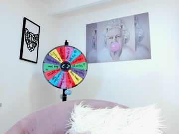 latina cam girl missniley image #1936478