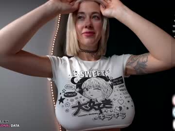 latina cam girl bunnyblondy image #4184639