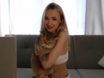 latina cam girl kriss0leoo image #3862978